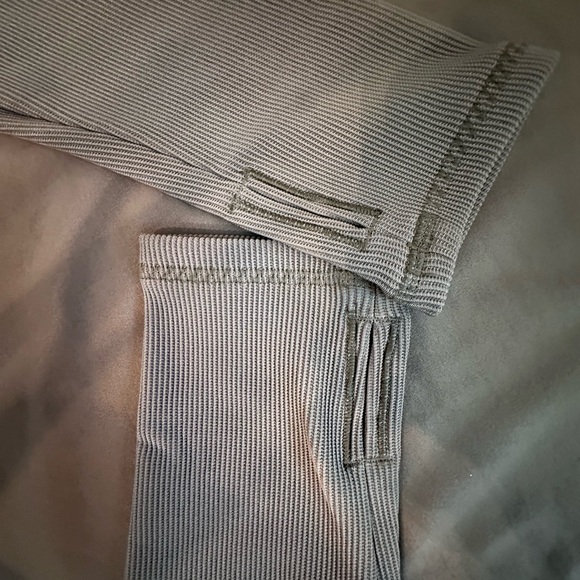 Under Armour sweatshirt Olive/Army Green - Picture 7 of 9